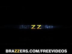 Brazzers - Sensual cop bangs a well hung suspect