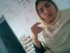 Paki Arabian hijab Vixen Lahore screwed and talking after