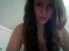 Barely legal teen cutie masturbates on webcam