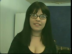 Nerdy Goth Teryn Gets Buxom Pussy Banged