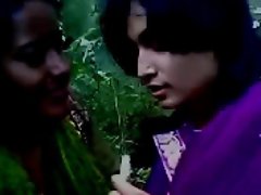amateur seductive indian randy chicks kiss