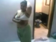 Northindian Buxom Aunty&#039;s homemade grinding with her Parner