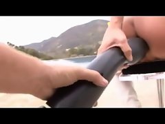 Tri pod man & lass with huge dildo&#039;s