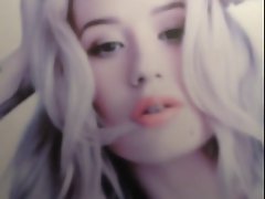 Cum tribute to Iggy Azalea!