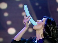 Spanish magician Ines Molina deepthroat