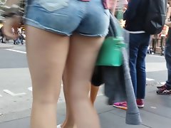 Bare Candid Legs - BCL#102