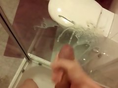 Huge Cumshot