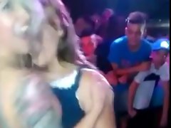 Amanda Montini no Baile Funk