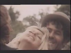 OQ Corrall 1974 (Threesome erotic scene) MFM