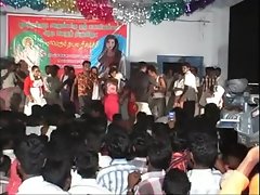 TAMILNADU GIRLS SEXY DANCE INDIAN 19 YEARS OLD NIGHT SONGS'WITH BOY DANCE F