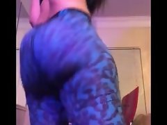 Phat naughty butt latina