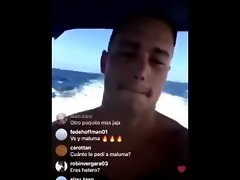 Jogador Leo Parraguez ama exibir o pau nas redes sociais