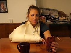 I moneyless my arm