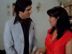 Zeenat Aman Screwed By a Basterd Chap