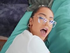 Naughty teen uses her twat and mouth to make the guy cum